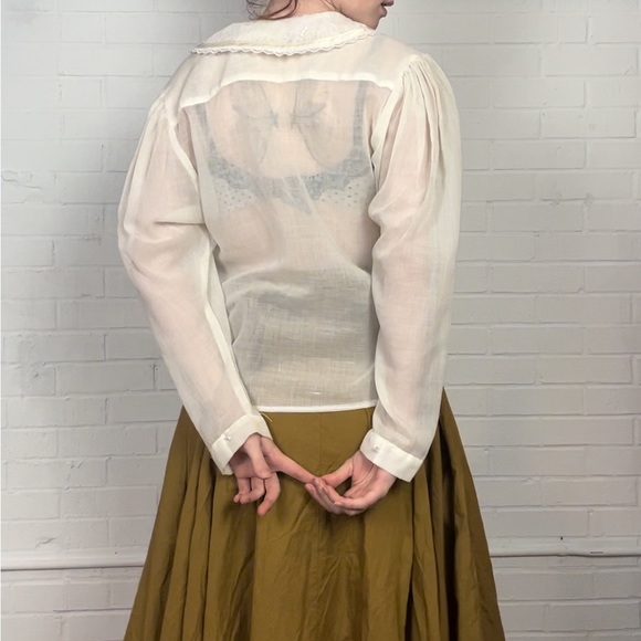 Vintage Gunne Sax Button Up Top with Lace Collar - Picture 4 of 8
